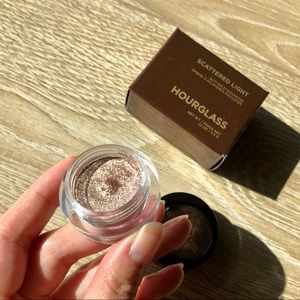 BNIB Hourglass Scattered Light Glitter in SMOKE